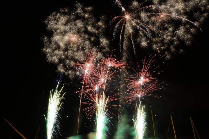Spectacles pyrotechniques Gard